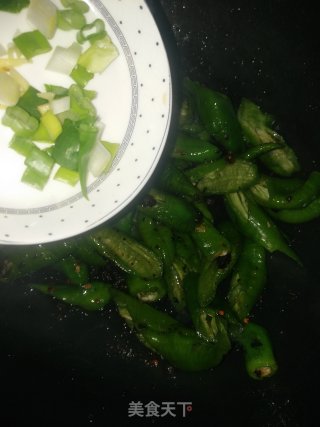 豆豉炒青椒的做法步骤：5