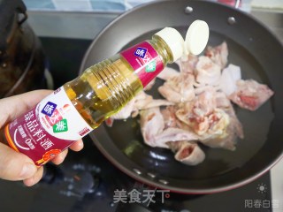 下饭菜菌菇焖炒鸡❤️家常版小鸡炖蘑菇的做法步骤：4