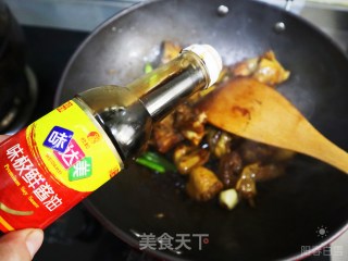 下饭菜菌菇焖炒鸡❤️家常版小鸡炖蘑菇的做法步骤：9