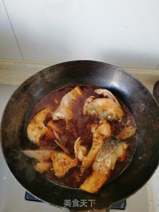 铁锅炖鱼的做法步骤：9