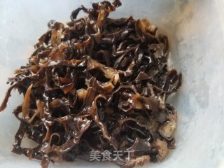 海参三丝羹的做法步骤：2