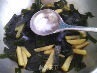 土豆炖海带的做法步骤：7