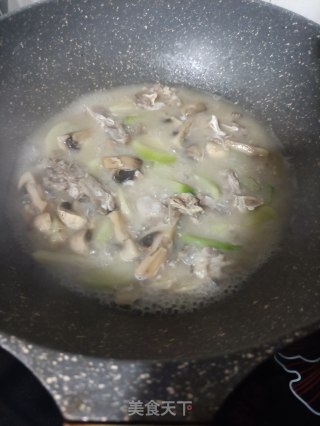 “羊肉”萝卜口蘑炖羊头肉的做法步骤：9