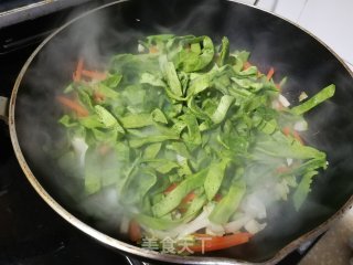 蔬菜炒翡翠粉皮的做法步骤：5