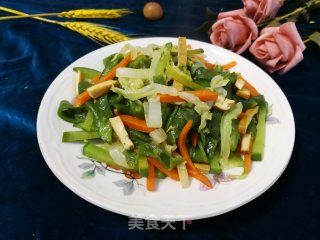 蔬菜炒翡翠粉皮的做法步骤：6
