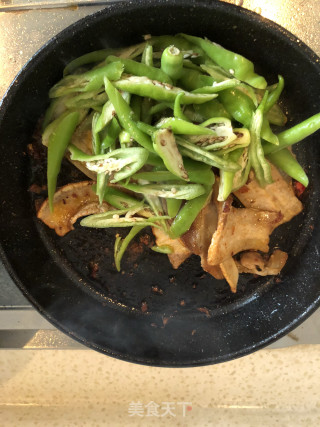青椒五花肉的做法步骤：5