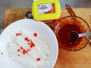 开胃小菜????甜辣白萝卜干（做法简单快速腌制凉菜、咸菜）的做法步骤：4