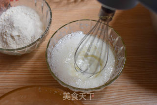 巧克力树桩生日蛋糕的做法步骤：5