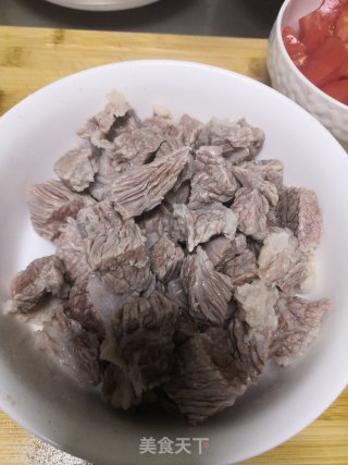 西红柿炖牛腩的做法步骤：4