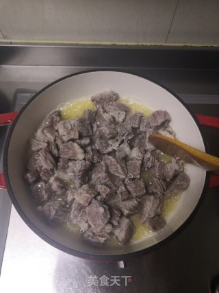 西红柿炖牛腩的做法步骤：6