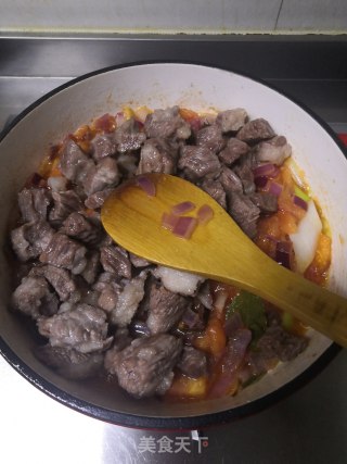 西红柿炖牛腩的做法步骤：12