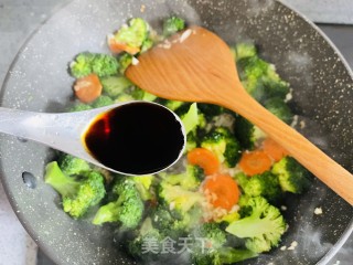 家常蒜蓉西兰花，简单美味宝宝最爱的做法步骤：11