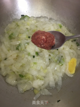 白菜炖牛肉丸的做法步骤：6