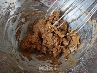 巧克力摩卡戚风的做法步骤：4