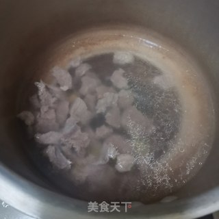西红柿土豆炖牛肉的做法步骤：4