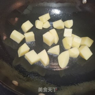 西红柿土豆炖牛肉的做法步骤：8