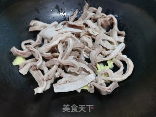 猪肚炖莲子的做法步骤：3