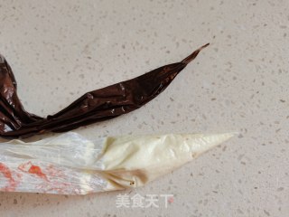 自制巧克力插件的做法步骤：2