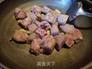 沙茶酱胡萝卜炖牛肉的做法步骤：6