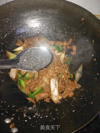葱爆羊肉的做法步骤：6