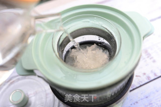 红枣冰糖燕窝的做法步骤：3