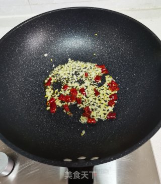 炝炒紫甘蓝的做法步骤：4