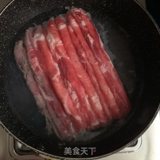 金针菇肥羊卷汤的做法步骤：1