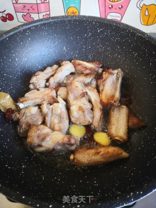 腐竹卤蛋炖排骨的做法步骤：7