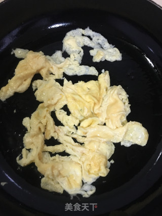 蒜苗蛋炒饭的做法步骤：5