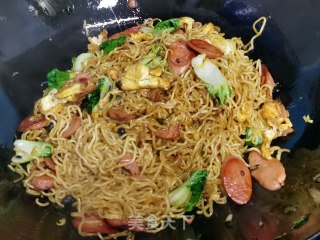 炒泡面的做法步骤：9