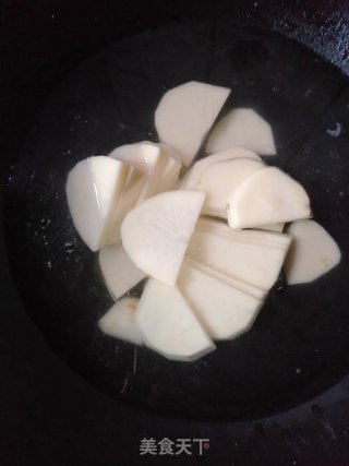 干锅土豆片的做法步骤：2