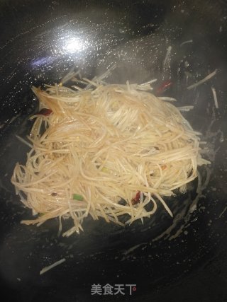 酸辣土豆丝的做法步骤：9