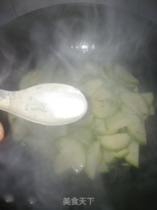 醋溜菜瓜的做法步骤：5