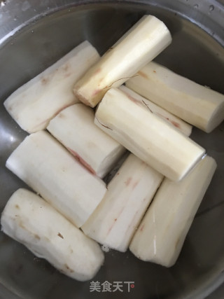 胡萝卜马蹄羊肉汤的做法步骤：4