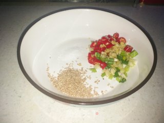 酸汤饺子的做法步骤：2