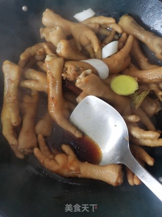 红烧鸡爪的做法步骤：6