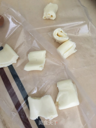 爆浆牛肉丸的做法步骤：1
