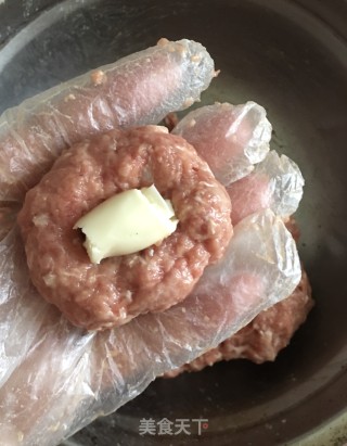 爆浆牛肉丸的做法步骤：7