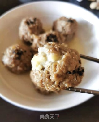 爆浆牛肉丸的做法步骤：11