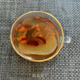 苹果红枣枸杞汤的做法步骤：9