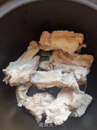 山药排骨汤的做法步骤：3