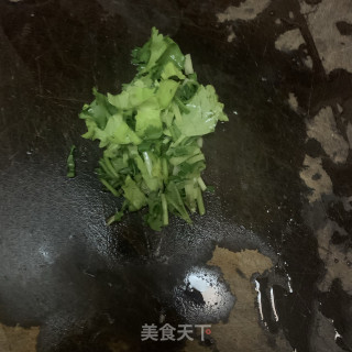 鱼头干鱿煲粥的做法步骤：6