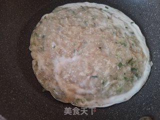 快手早餐——鸡蛋手抓饼的做法步骤：1