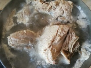 羊肉汤泡馍的做法步骤：6