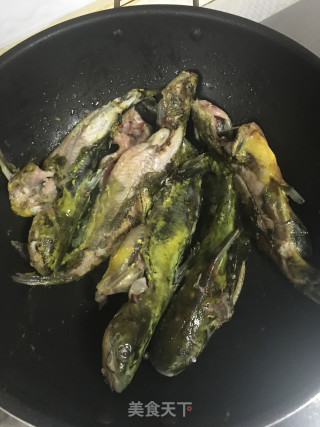 啤酒烧昂刺鱼的做法步骤：1