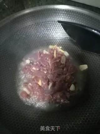 大葱炒羊肉的做法步骤：4