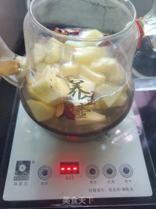 苹果红枣杞子饮的做法步骤：3