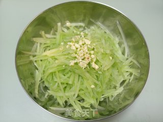 红油笋丝的做法步骤：3