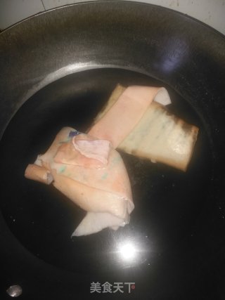 高颜值猪皮冻的做法步骤：2
