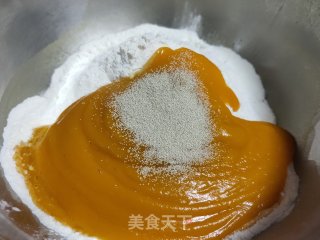 花朵馒头的做法步骤：3